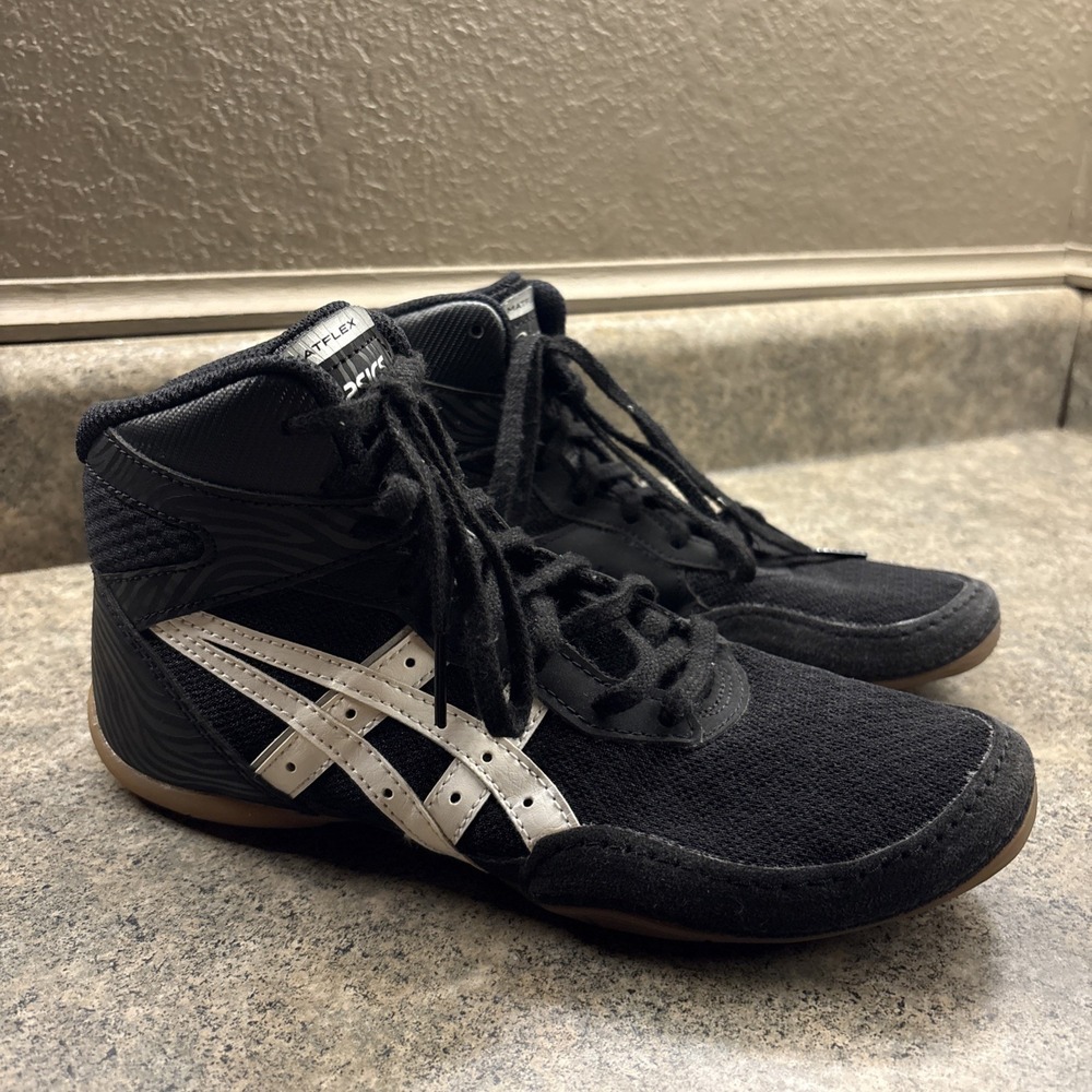 Asics Matflex Youth Kids Size 4 Wrestling Shoes 1084A011 Black White